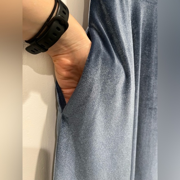 ModCloth Fervour Blue Velvet Dress with pockets - Picture 3 of 6